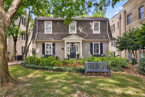 2218 Peachtree Rd NW, Atlanta, GA 30309