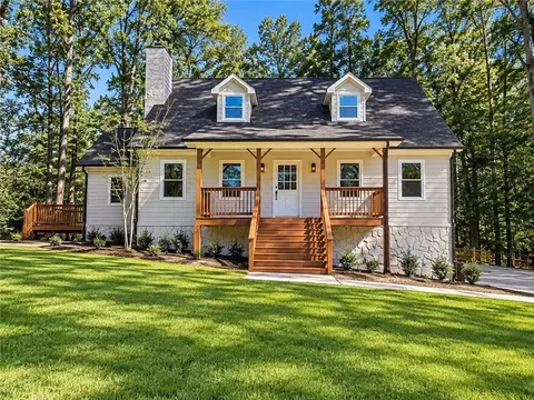 114 River Creek Dr, Woodstock, GA 30188