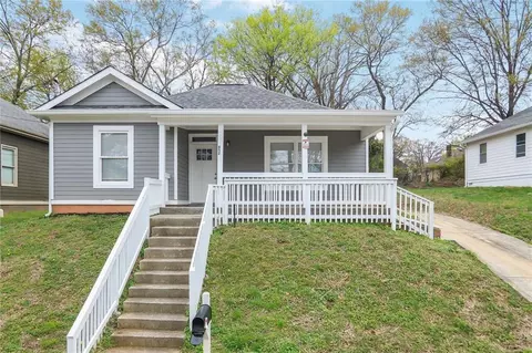 652 Hugh St SW, Atlanta, GA 30310