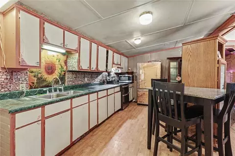 Kitchen - 564 Cedar Creek Road Nw Rd, Cartersville, GA 30121 photo 1 of 2