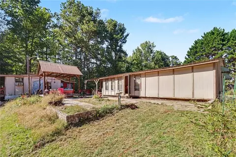 Exterior - 564 Cedar Creek Road Nw Rd, Cartersville, GA 30121 photo 5 of 10