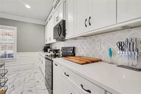 Kitchen - 13677 Shellcracker Ct, Hampton, GA 30228 photo 5 of 5