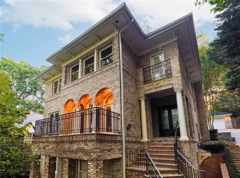 935 Clifton Rd NE, Atlanta, GA 30307