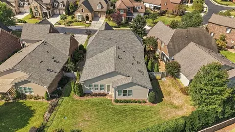 View/Area - 318 Lakeside Trce, Canton, GA 30115 photo 4 of 7