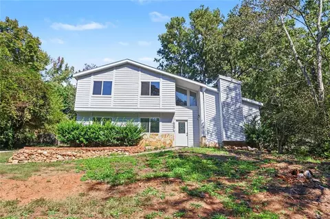 6567 Oakwood Dr, Douglasville, GA 30135