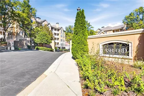 336 Ashford Cir, Dunwoody, GA 30338