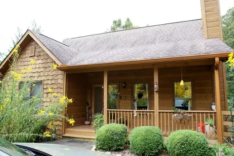 34 Matthew Ct, Dahlonega, GA 30533