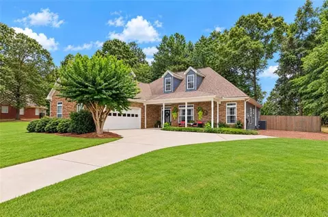 135 Clear Spring Ln, Oxford, GA 30054