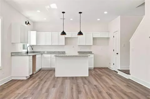 Kitchen - 26 Pullman St, Rockmart, GA 30153 photo 3 of 7
