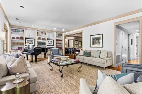 3050 Margaret Mitchell Dr #40, Atlanta, GA 30327