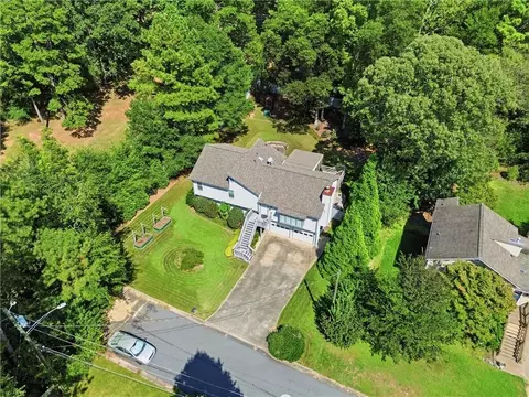 5045 Ravenwood Dr, Marietta, GA 30066