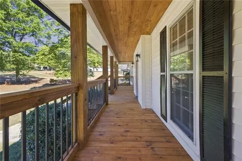 35 Pullman St, Rockmart, GA 30153