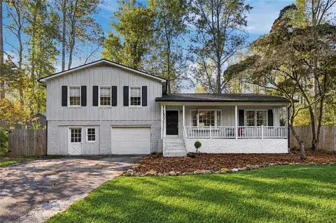 2601 Sandy Ct, Marietta, GA 30066
