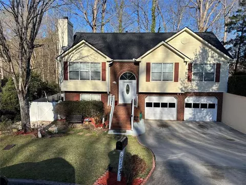 875 Long Branch Cir, Sugar Hill, GA 30518