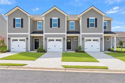155 Chastain Dr, Cartersville, GA 30120