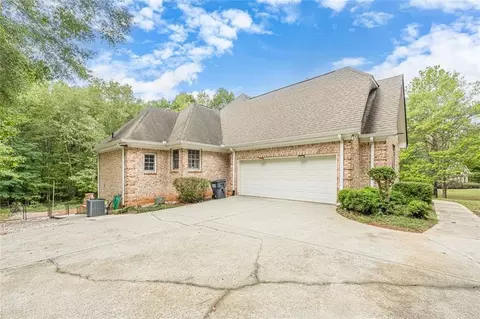 Exterior - 20 Balfour Dr, Covington, GA 30014 photo 4 of 4