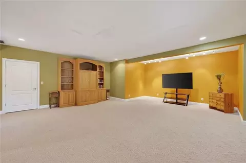 Living - 20 Balfour Dr, Covington, GA 30014 photo 5 of 7