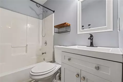 Bath - 402 Eileen Cir, Canton, GA 30114 photo 2 of 2