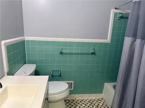 Bath - 6359 Lanier Rd, Morrow, GA 30260 photo 1 of 4