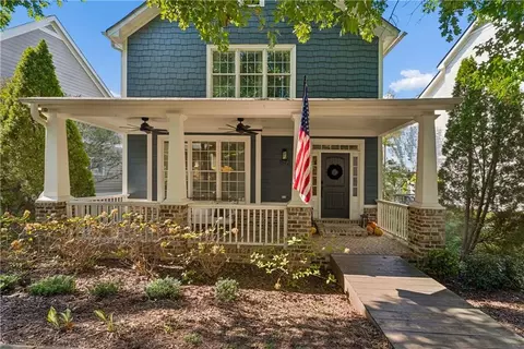 1572 Gilstrap Ln NW, Atlanta, GA 30318