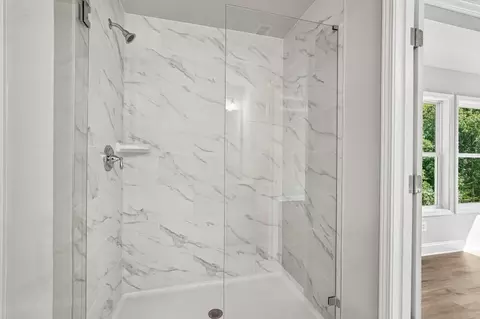 Bath - 4240 Cavalier Way, Duluth, GA 30097 photo 4 of 6