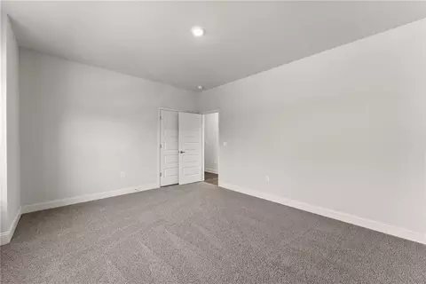 Bedroom - 111 Hallowed Dr, Commerce, GA 30530 photo 11 of 12