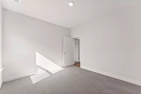 Bedroom - 111 Hallowed Dr, Commerce, GA 30530 photo 10 of 12