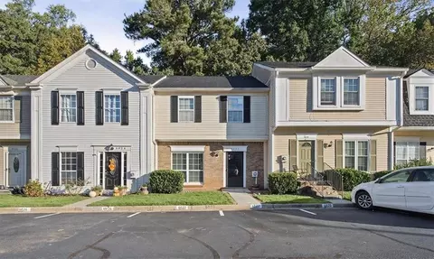 4022 Hancock Cir, Doraville, GA 30340