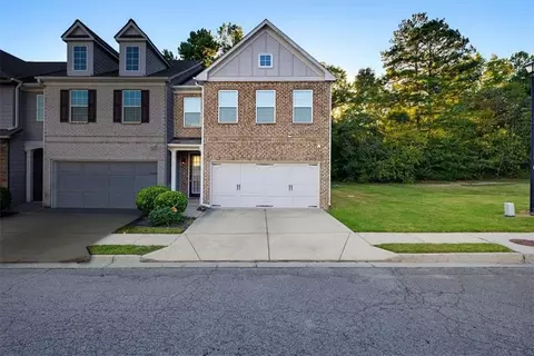 3345 Clear View Dr, Snellville, GA 30078