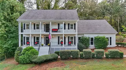 613 Leah Dr, Powder Springs, GA 30127