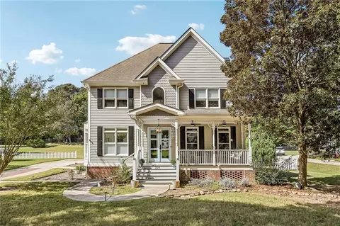 210 Mackenzie Ln, Fayetteville, GA 30214