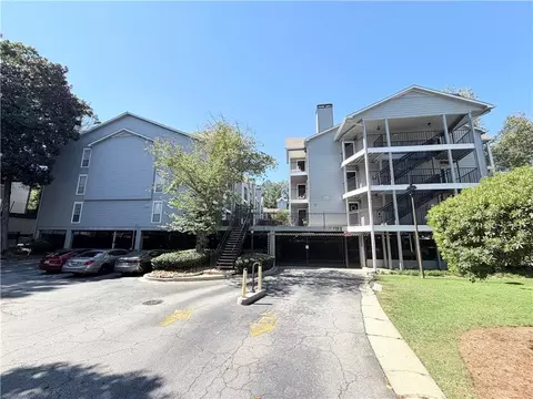 322 Granville Ct, Atlanta, GA 30328