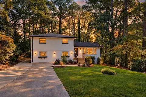1770 Austin Dr, Decatur, GA 30032