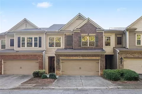 7015 Kingswood Run Dr, Atlanta, GA 30340