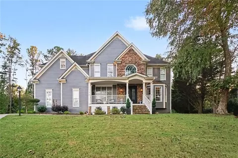 685 Red Sunset Cir, Powder Springs, GA 30127