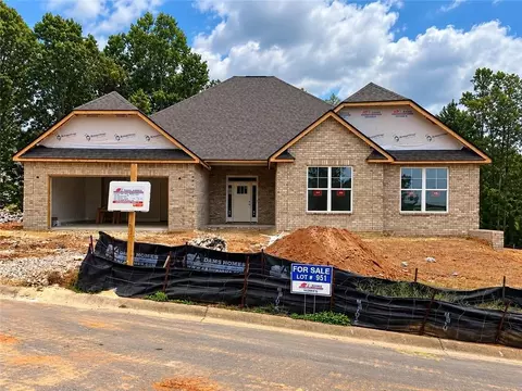 3016 Fairway Dr, Villa Rica, GA 30180