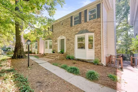 2380 Defoors Ferry Rd NW, Atlanta, GA 30318