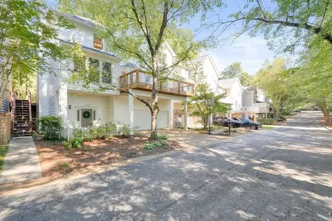 2380 Defoors Ferry Rd NW, Atlanta, GA 30318