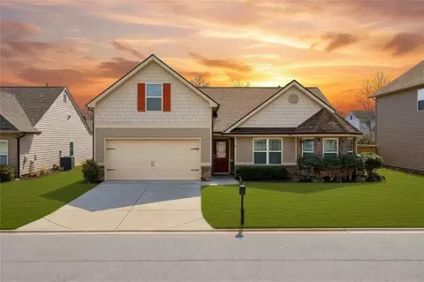 5570 Glenn Ivey Dr, Cumming, GA 30028