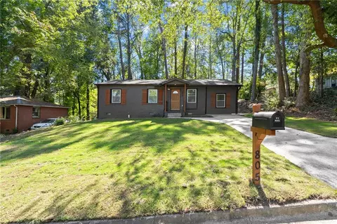 805 Sandy Creek Dr NW, Atlanta, GA 30331