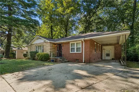 1319 Dorothy Dr, Decatur, GA 30030