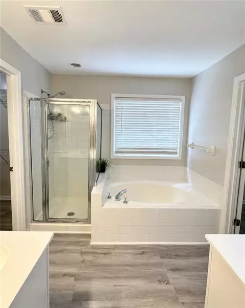 Bath - 3140 Abbotts Pointe Dr, Duluth, GA 30097 photo 4 of 4
