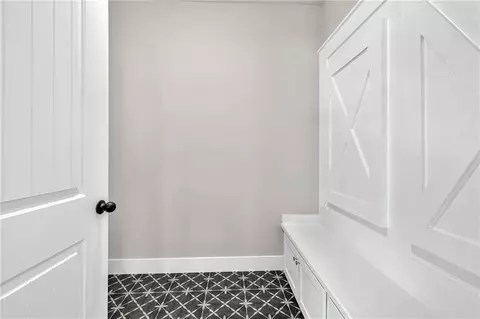 Entry Way - 231 E Marable St, Monroe, GA 30655 photo 3 of 5