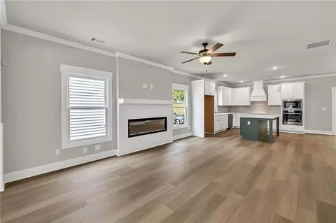 Living - 231 E Marable St, Monroe, GA 30655 photo 1 of 2