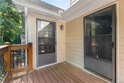 Exterior - 909 Berkeley Woods Dr #909, Duluth, GA 30096 photo 3 of 5