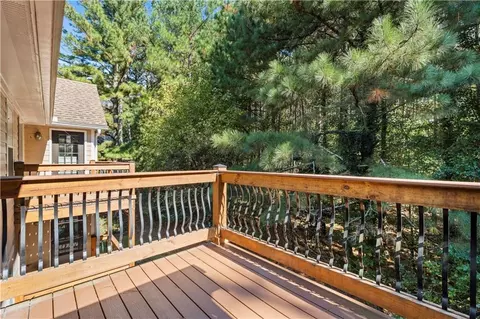 Exterior - 909 Berkeley Woods Dr #909, Duluth, GA 30096 photo 4 of 5