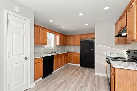 Kitchen - 80 Pleasant Hills Dr, Covington, GA 30016 photo 1 of 2