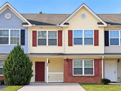 220 Parkway Rd, Union City, GA 30291