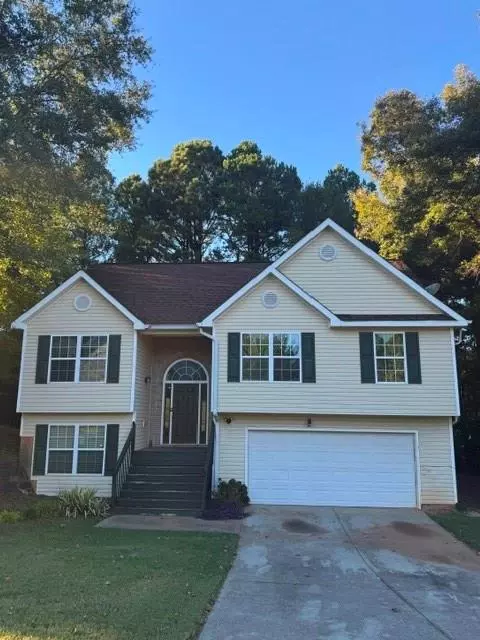 250 Windsong Cir, Social Circle, GA 30025