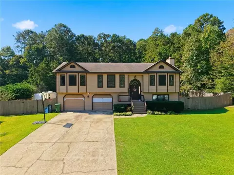 1490 Chalet Cir, Lawrenceville, GA 30043